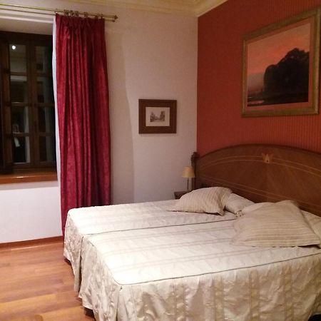 Hotel Palacio De La Magdalena Soto Del Barco Eksteriør billede