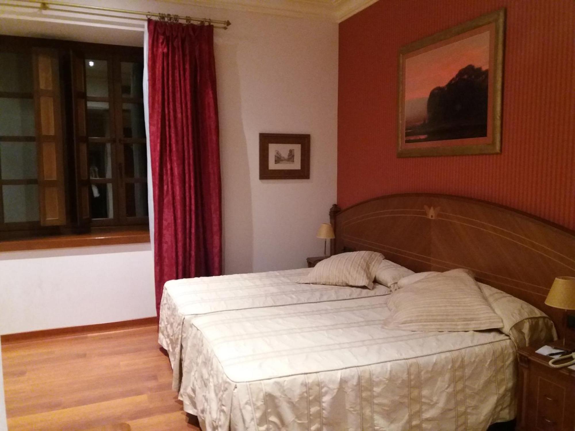Hotel Palacio De La Magdalena Soto Del Barco Eksteriør billede